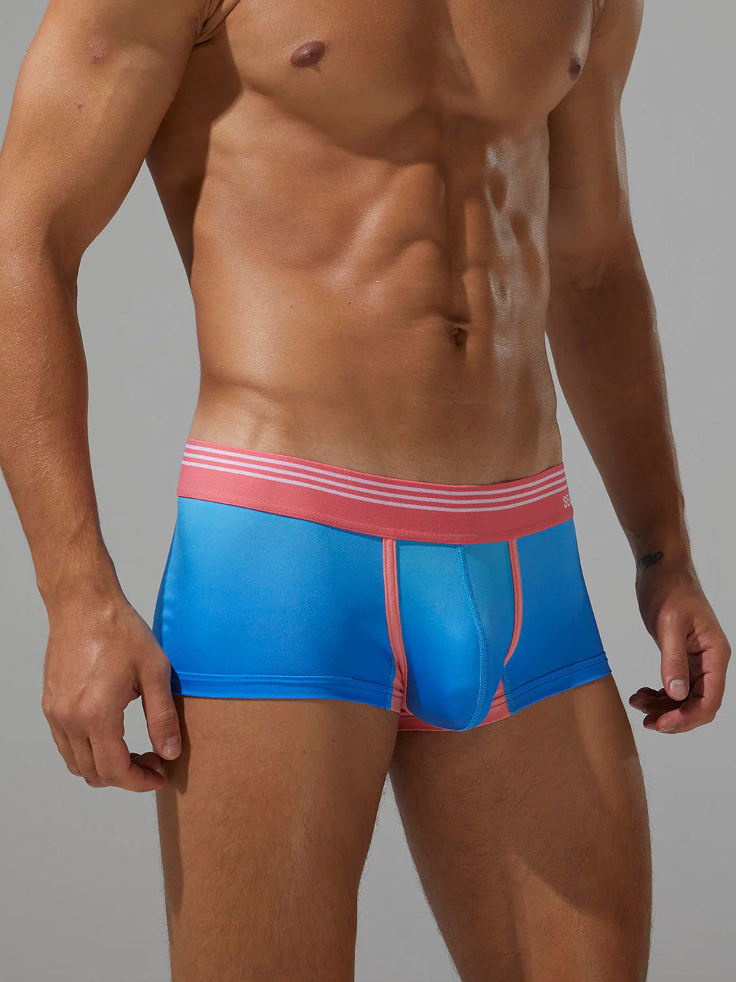 Men's Spliced Lines Trunks in Ombre