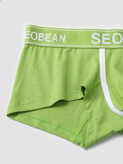 Contrast Letter Graphic U Line Trunks